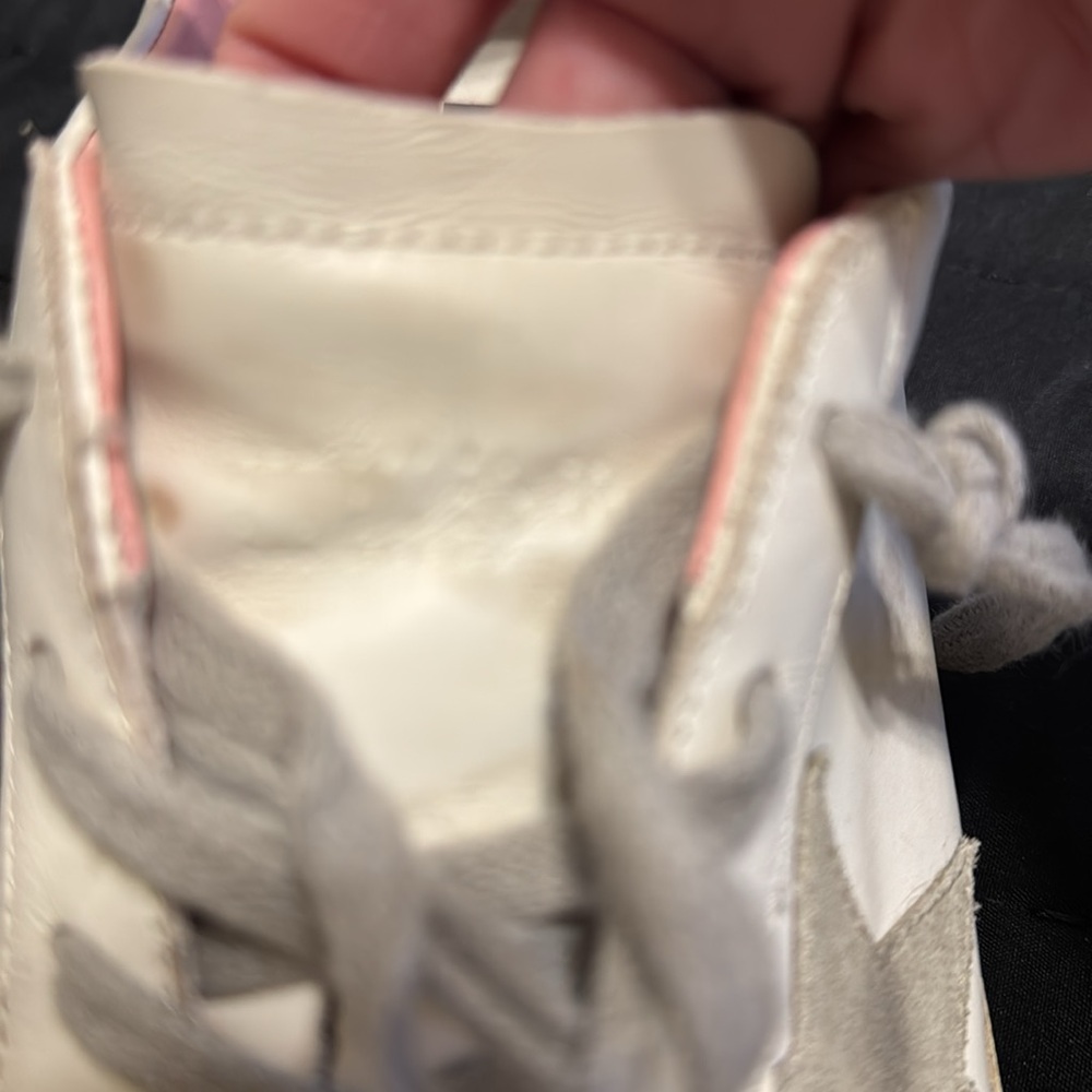 Golden Goose Tennis Shoes - Picture 4 of 5